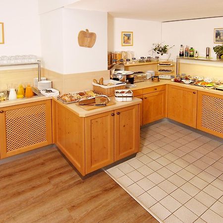 Garni Hotel Leitl Gmbh Eggenfelden Exteriör bild