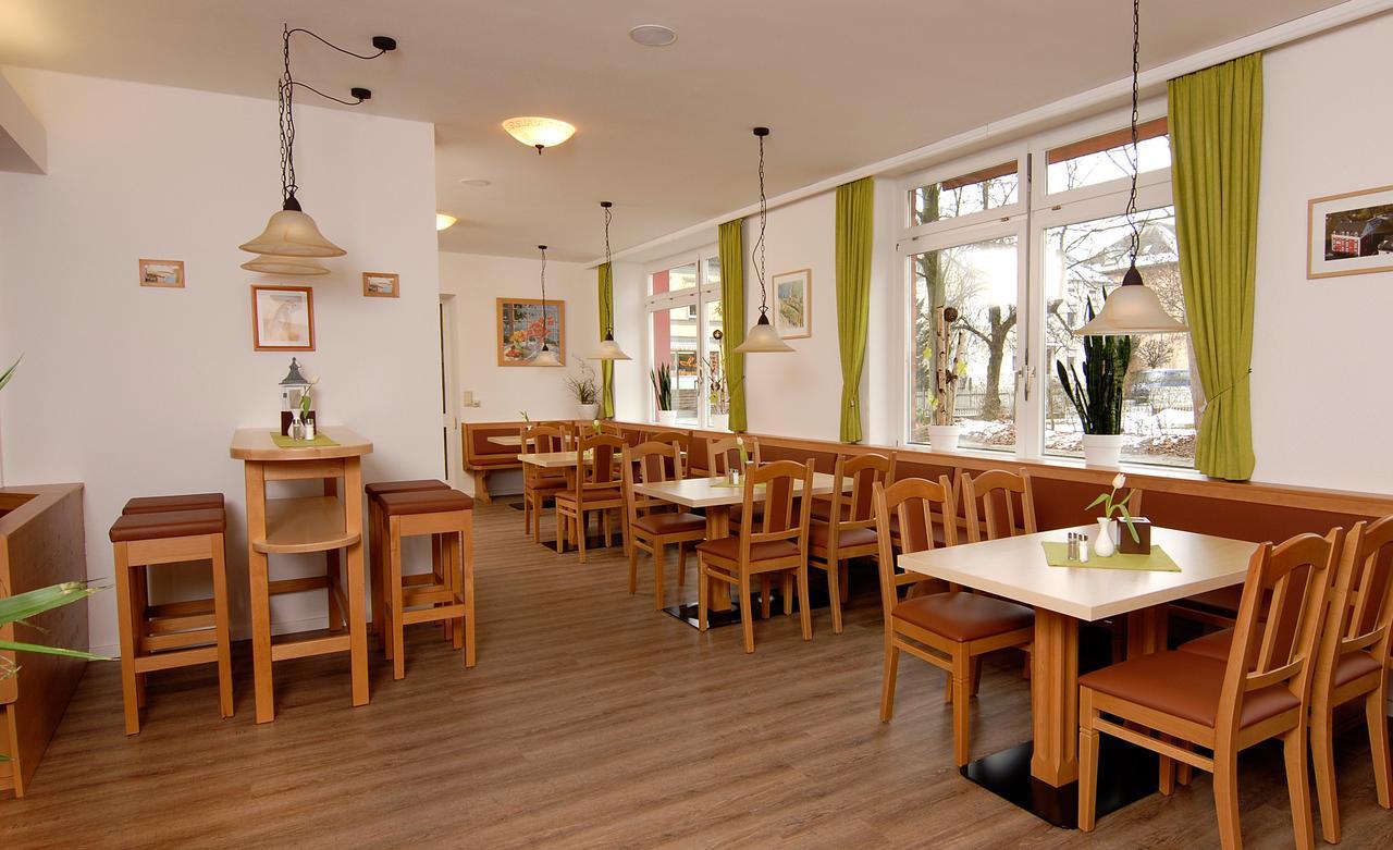 Garni Hotel Leitl Gmbh Eggenfelden Exteriör bild