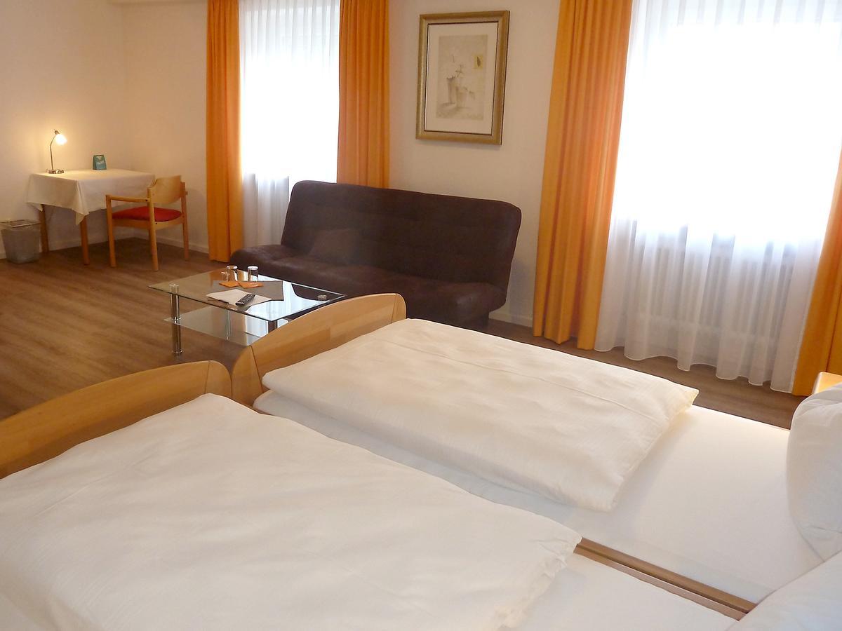 Garni Hotel Leitl Gmbh Eggenfelden Rum bild