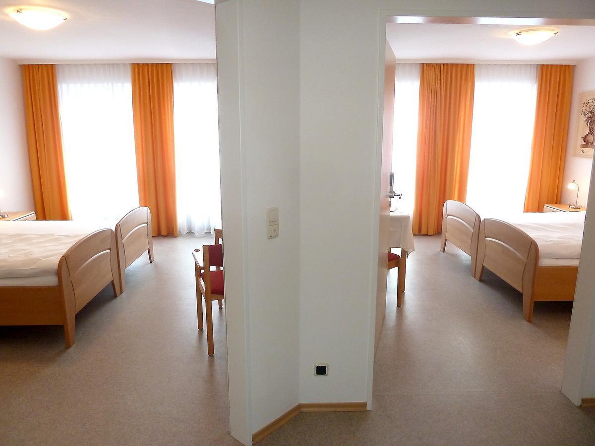 Garni Hotel Leitl Gmbh Eggenfelden Rum bild